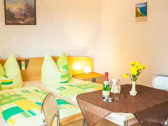 Doppelzimmer Vermietung in der sächsischen Schweiz Doppelzimmer Vermietung in der sächsischen Schweiz